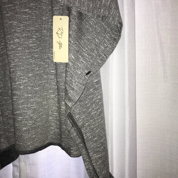 RD Style Poncho - Picture 4 of 5